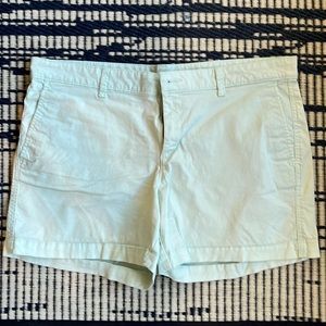 GAP Girlfriend 5" Shorts